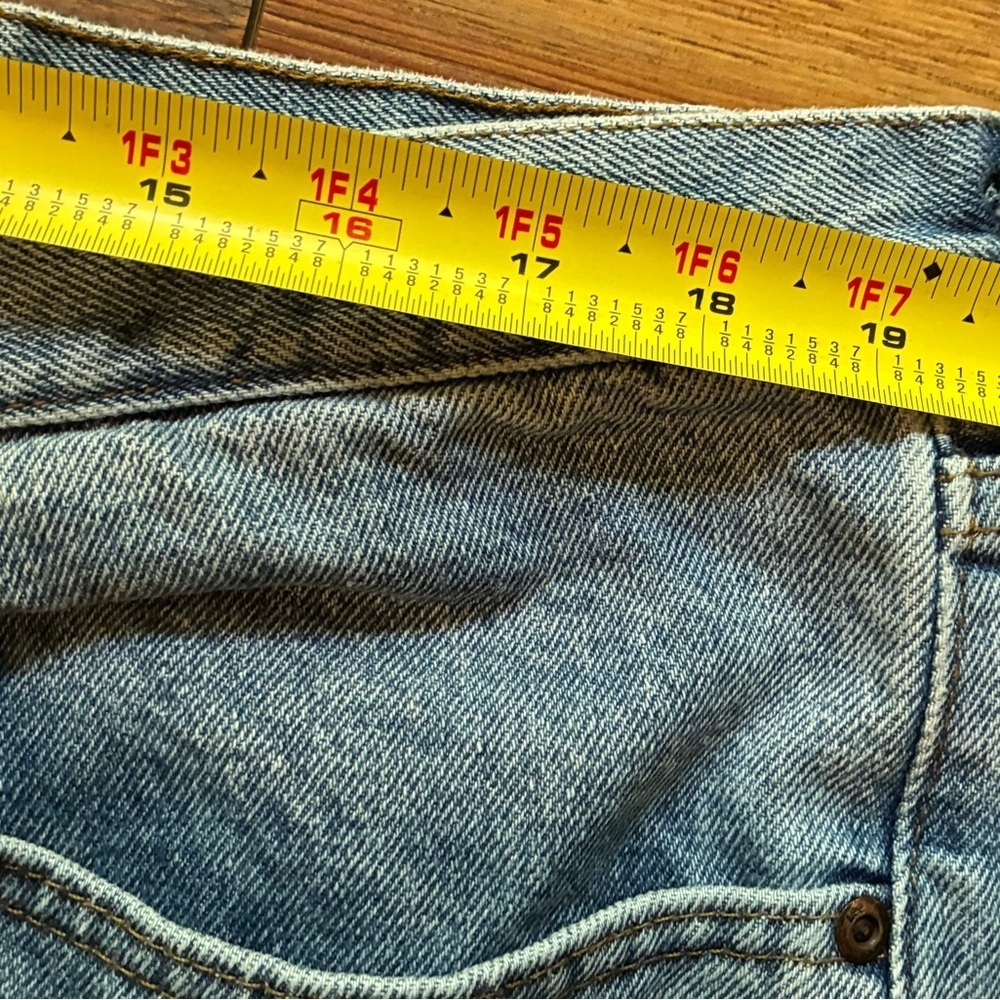Vintage Lee Relaxed Fit Jeans 40x30 Light Wash USA Authentic 100% Cotton Denim - Picture 4 of 15